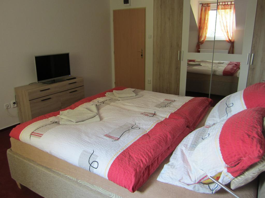 Guest House Krpole Brno Phòng bức ảnh